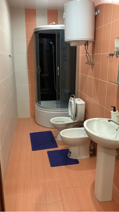 Отель на березі Дніпра