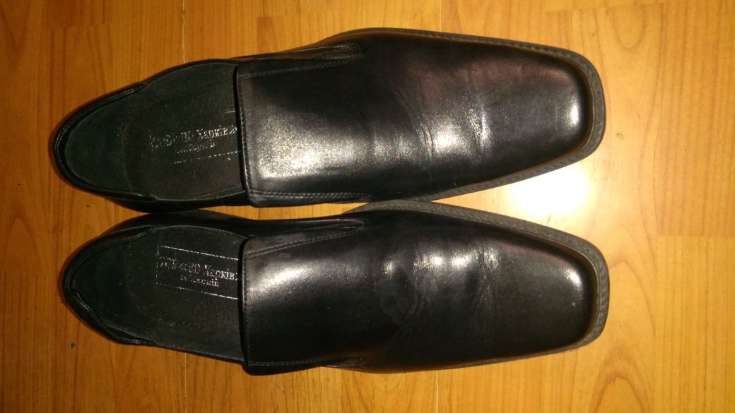 Продам мужские туфли 45р
