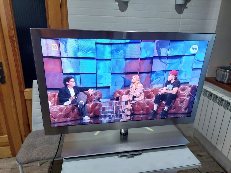 Tv SAMSUNG 40 cali Styl Retro