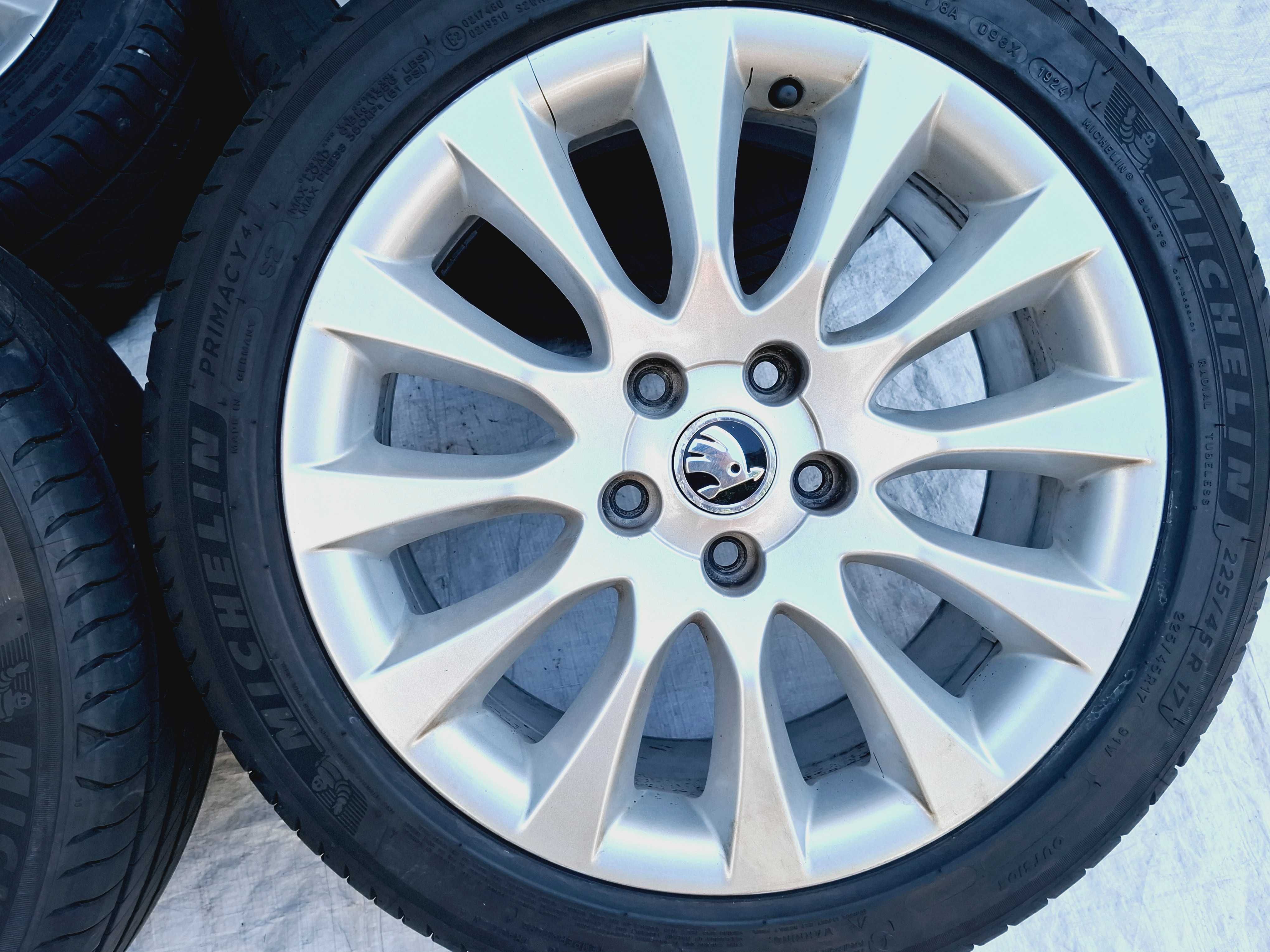 koła felgi aluminiowe z oponami skoda octavia iii superb ii 17 micheli