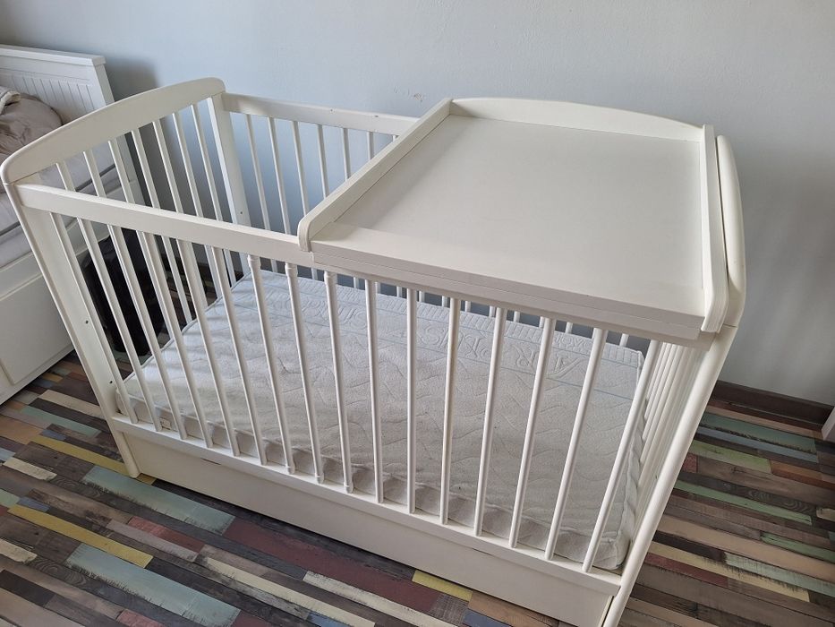 Łóżeczko niemowlęce