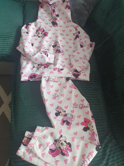 Piękny dres z Miki