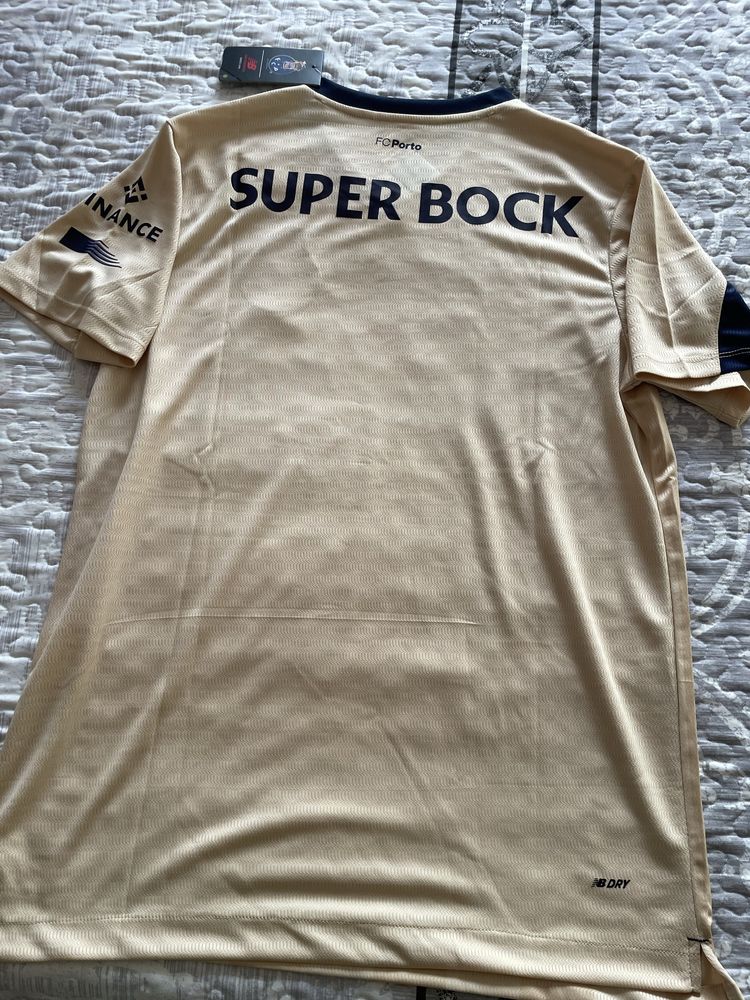 Camisolas futebol oficiais Benfica e Porto