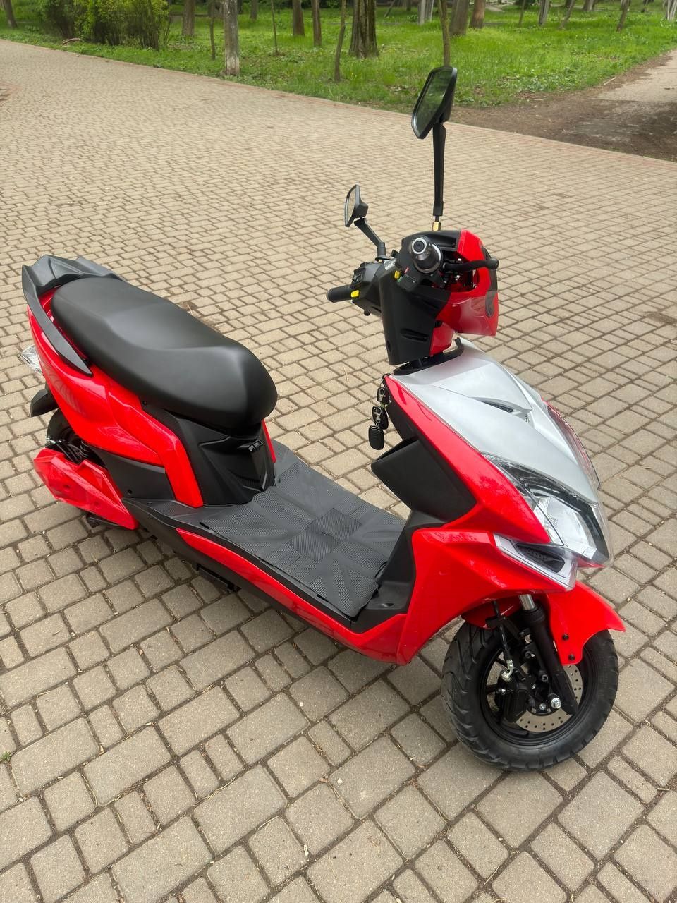 Электро байк 2000w 72v