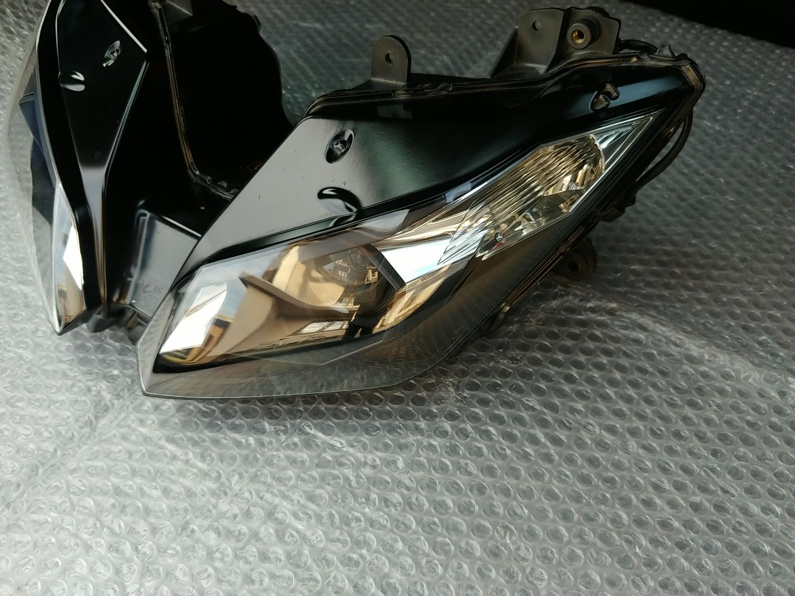 Lampa reflektor przód Kawasaki ZX-6R 13+