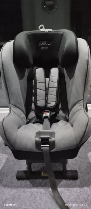 Fotelik samochodowy AXKID Minikid 2.0 RWF