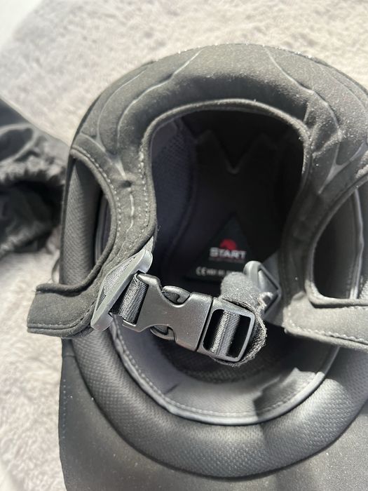 kask jeździecki start 54 czarny zamszowy błyszczący brokat jazda konna
