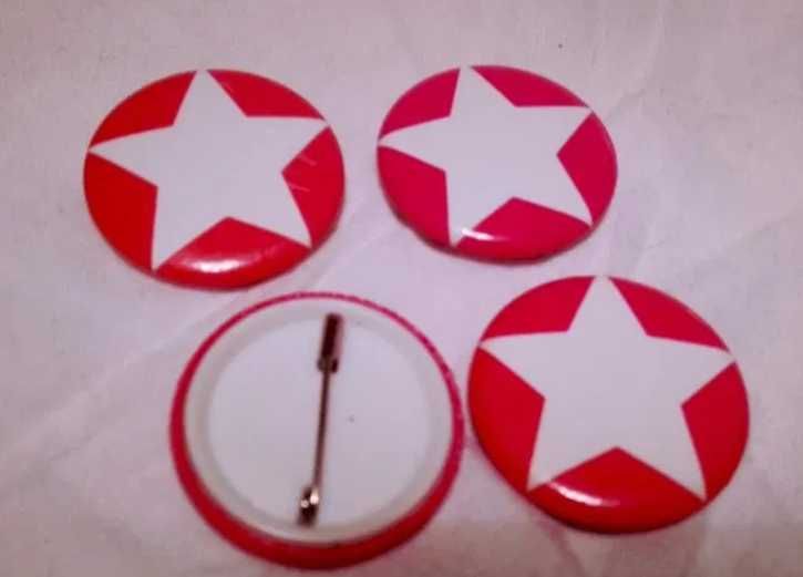детские металлические значки красный и белая звезда