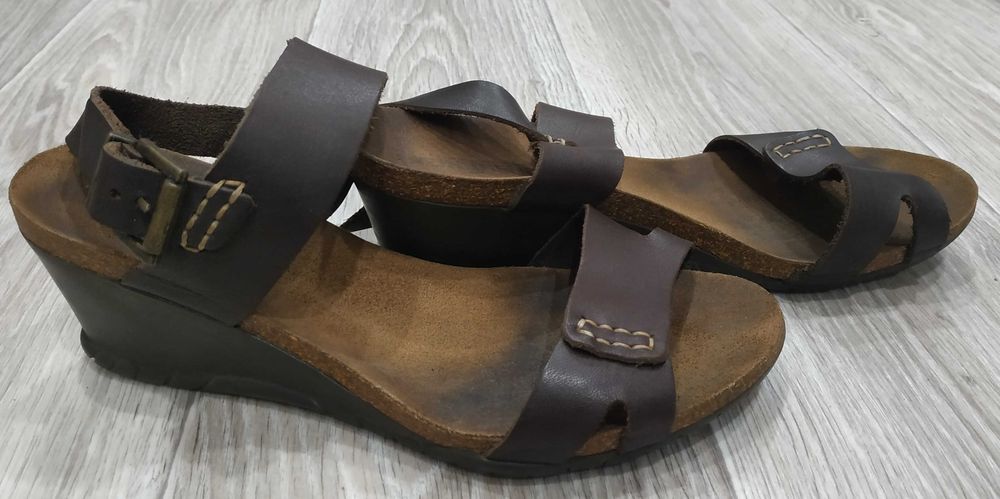 Сандалі американської фірми Weinbrenner 39 розміру