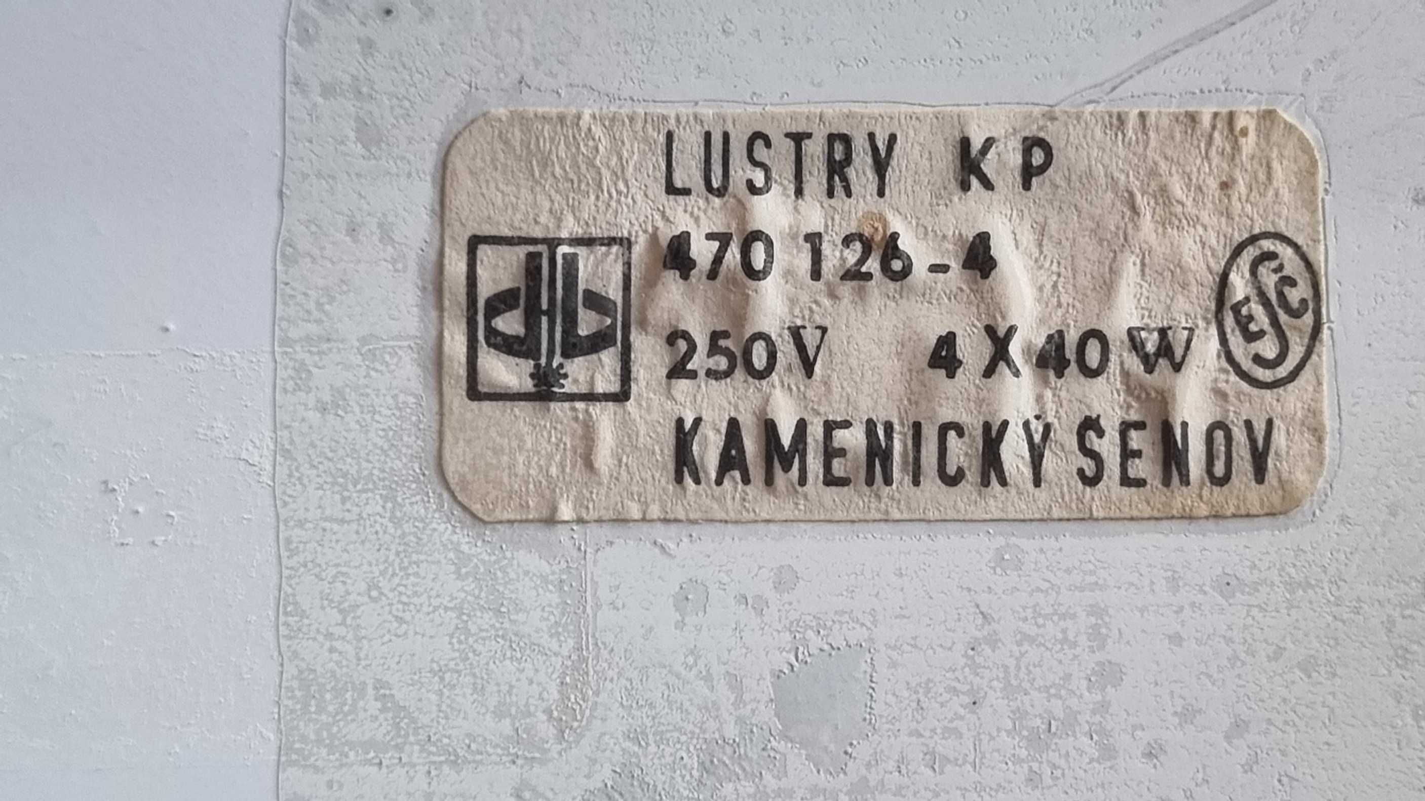 Brutalistyczna Lampa plafon Kamenicky Senov piramidy Design PRL Vintag
