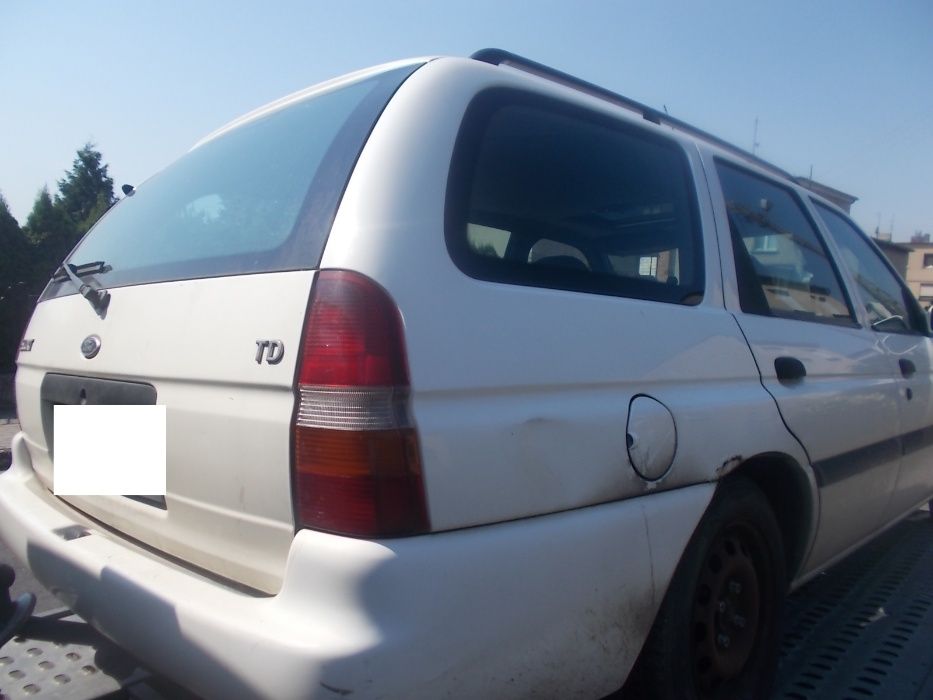 ford escort 1.8td przeznaczony na części mk7 kombi biały na części