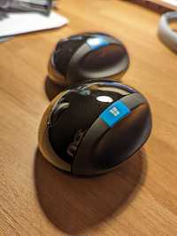 microsoft sculpt ergonomic mouse