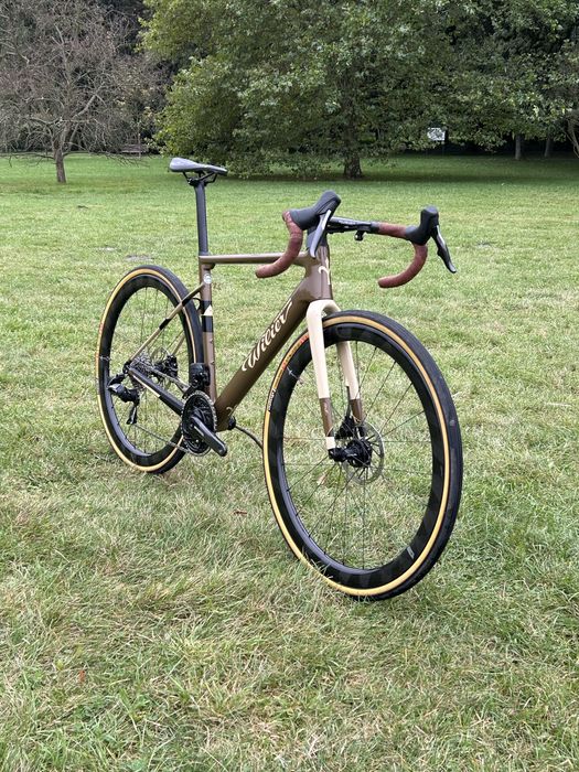 Rower gravel allroad Wilier Rave M SL Miche SLR 42 0bar Sram Force AXS