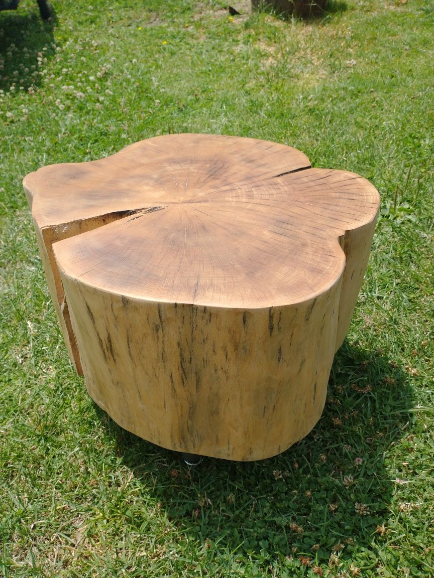 Stolik kawowy z drewna bukowego
