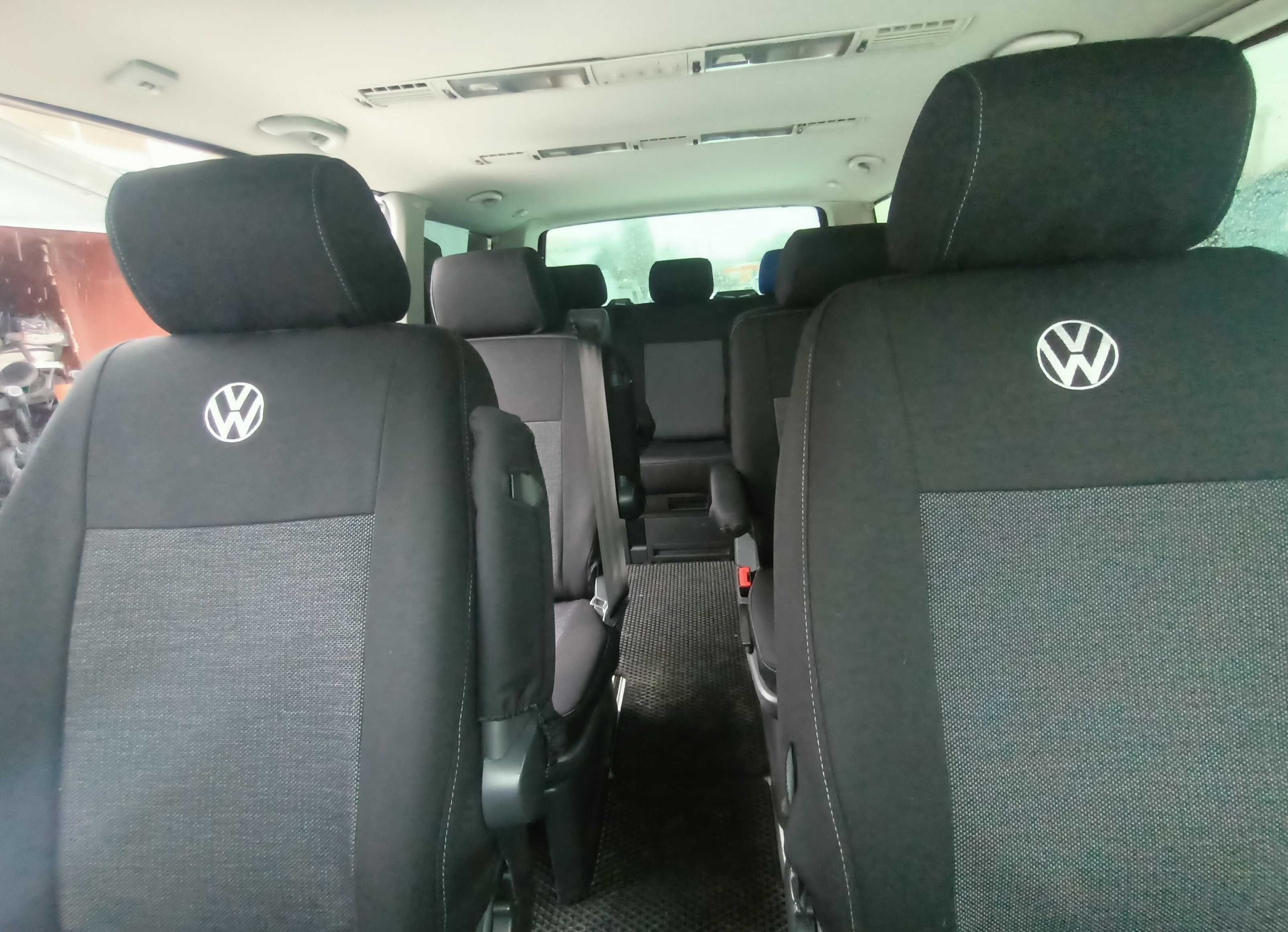 Volkswagen Transporter ( автомат )  в хорошем состоянии