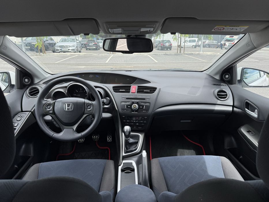 Honda Civic 1,6 diesel com 86.000 km reais.Nao aceito troca.