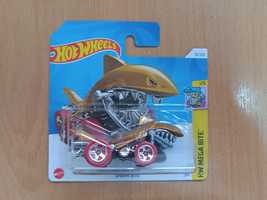 Shark Bite Hot wheels