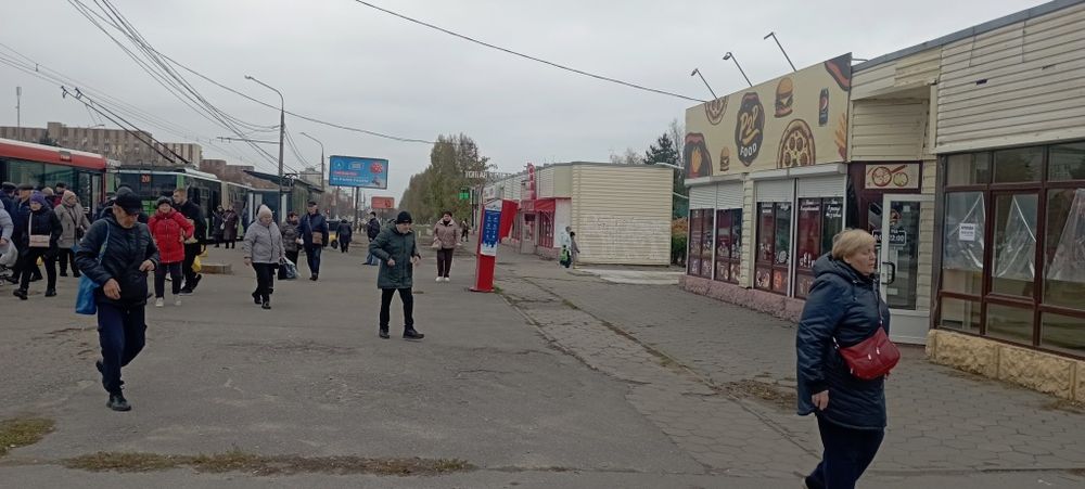 Аренда Красная линия пр.Юбилейный 55 напротив ТРК Украина.