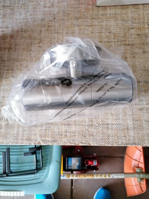 Lampa zewnętrzna  lub lusterko