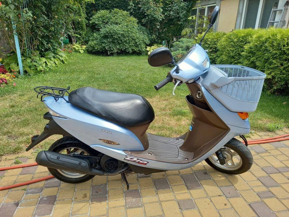 Скутер  Honda DIO AF 68 Cesta контейнер 2025