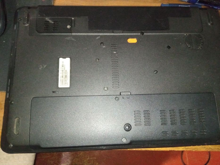 продам ноутбук Acer E1 531G