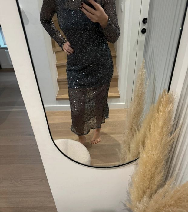 Sukienka cekiny srebrna