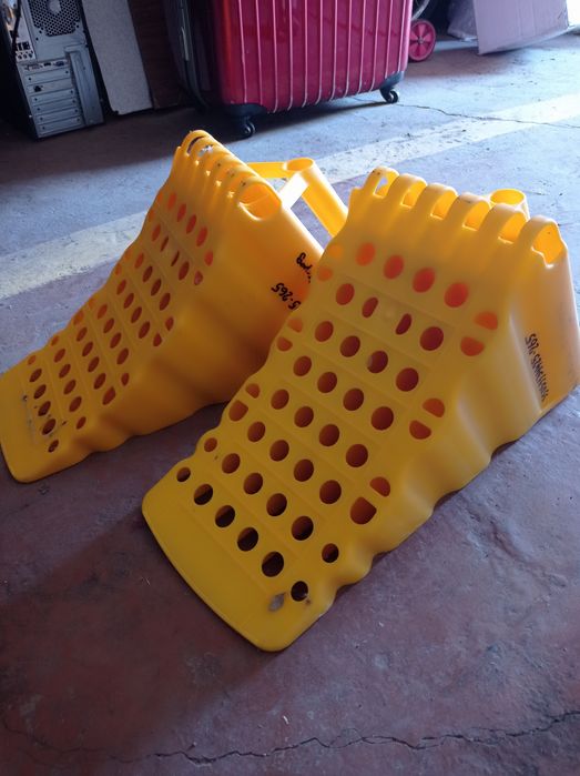 Упор противідкатний