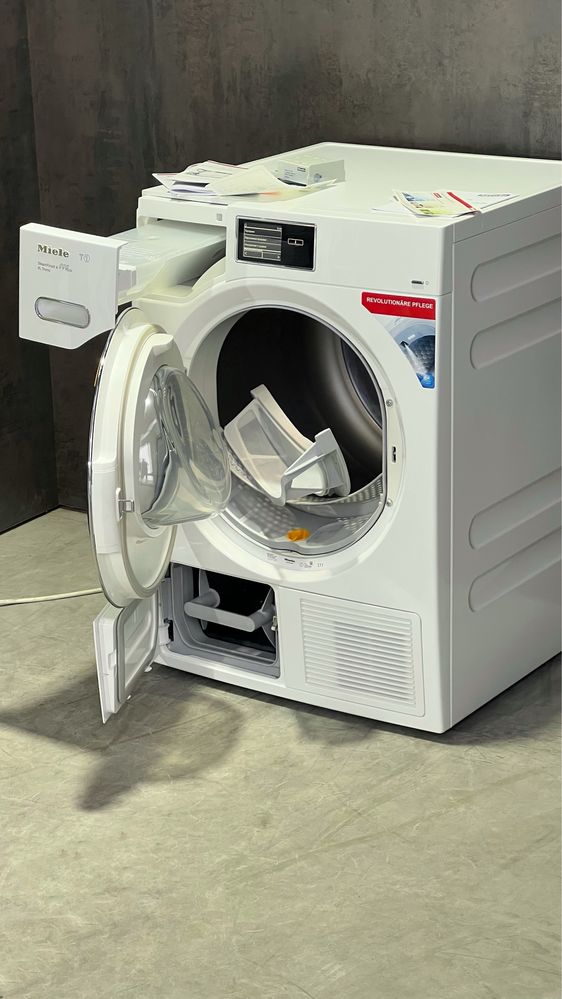 Сушильная машина Miele TMV 840 WP XL 9 кг WiFi состояние новой