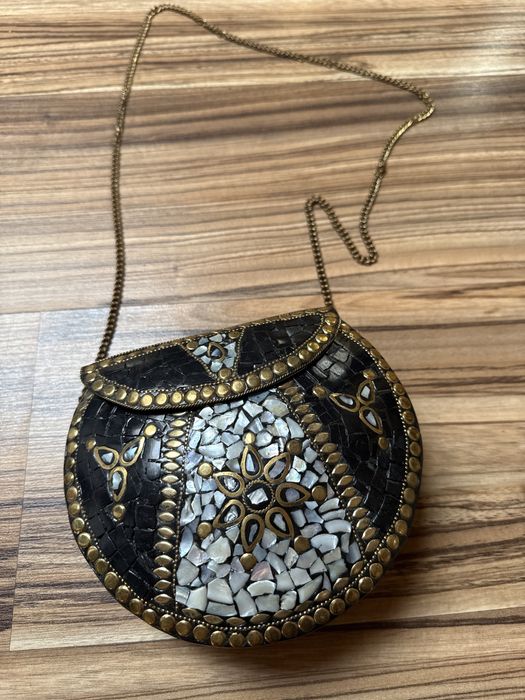 Manufaktura recznie wykonana torebka z mosiądzu i masy perlowej