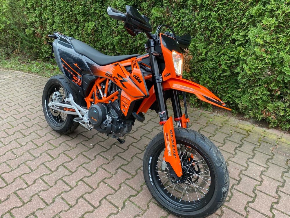 KTM SmcR690 Leo Vince