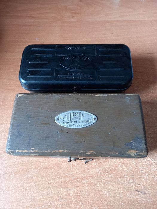 Набор гирь для лабораторных весов