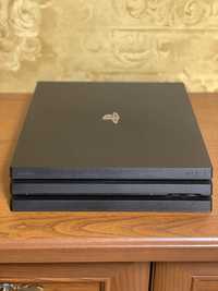 Продам Sony PlayStation 4 Pro 1 tb CUH 72