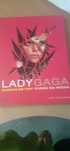 Livro da Lady Gaga novo