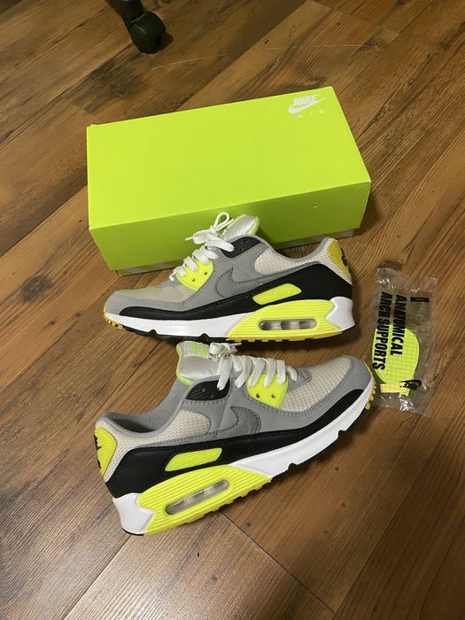 Кроссовки Nike air max 90 volt og neon green nike air max 95 43/42,5