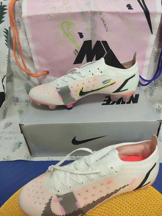 korki Nike Mercurial Vapor XIV Elite FG Rozmiar 45 Piłkarski korki