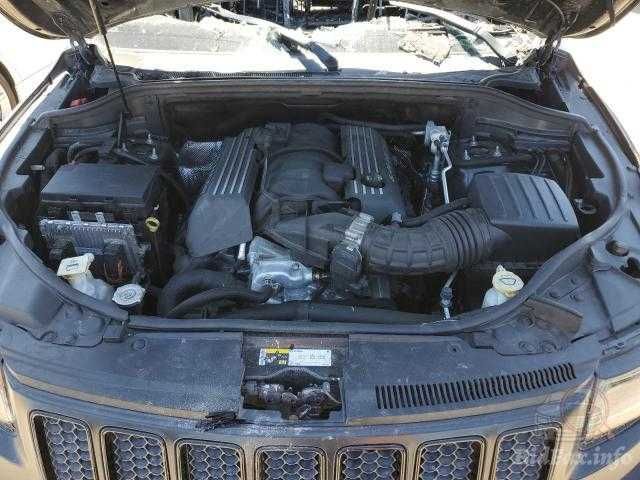 Jeep Grand Cherokee Srt-8 кузов