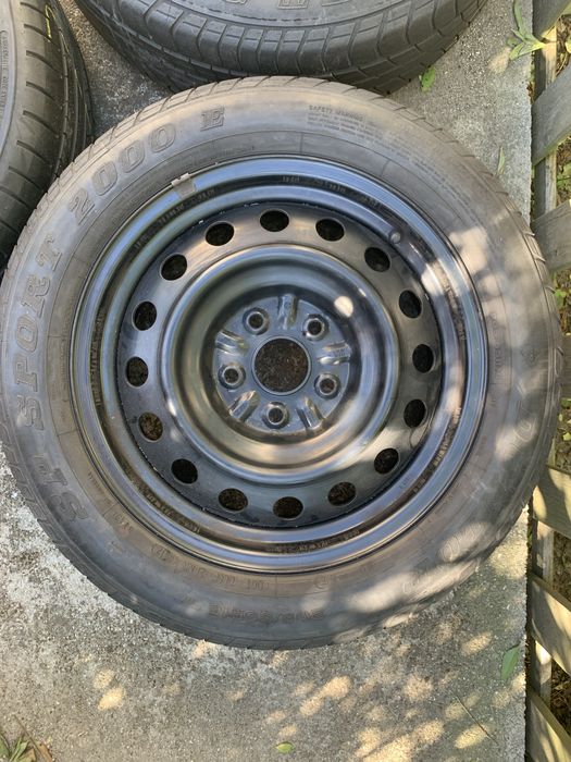 Felga stalowa ALCAR 6.5J 16H2 ET45 ML 60.1 Dunlop  Auris/ Corolla