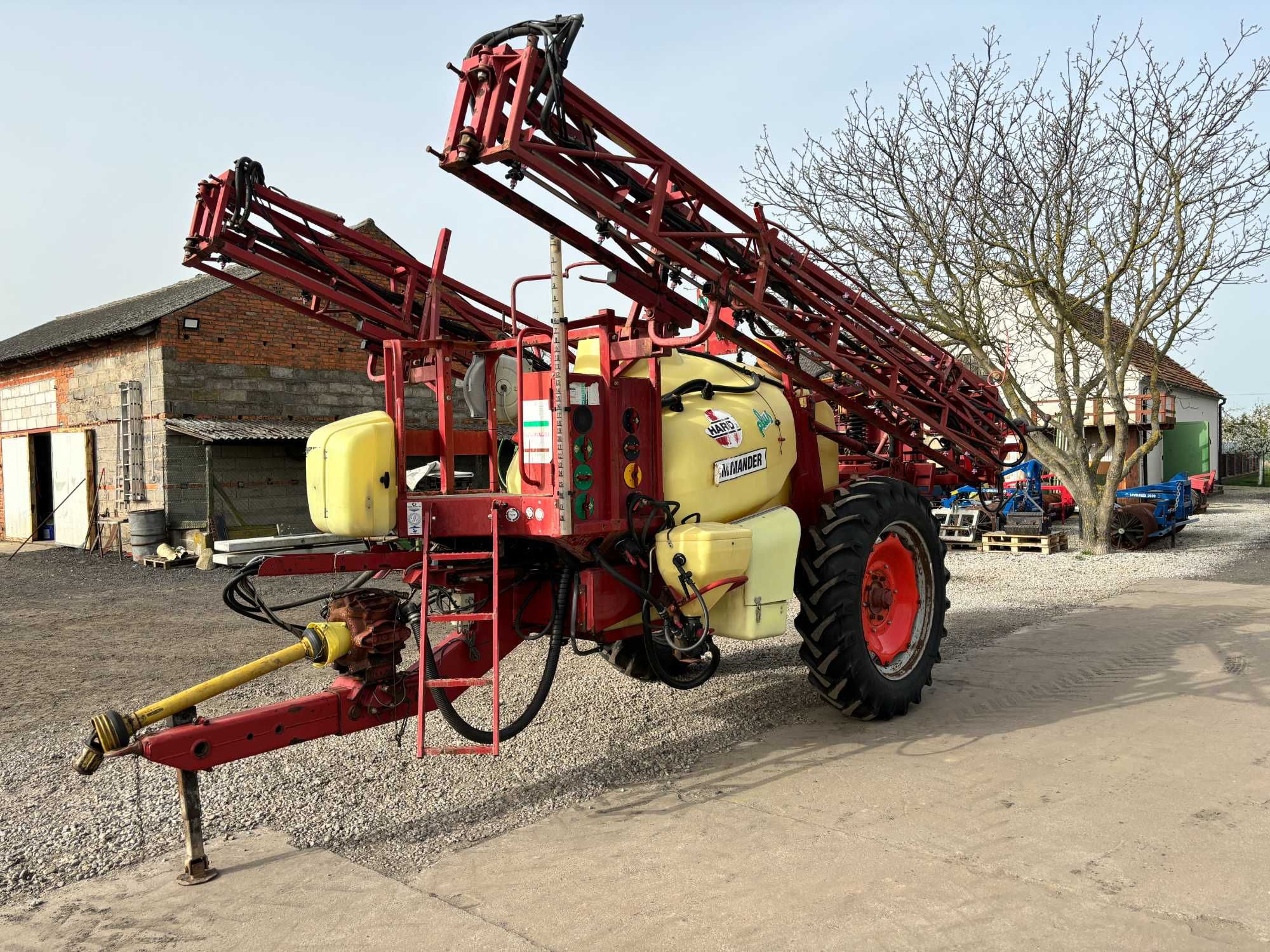 Hardi Commander plus 2800L 27m (Bogato wyposażony)