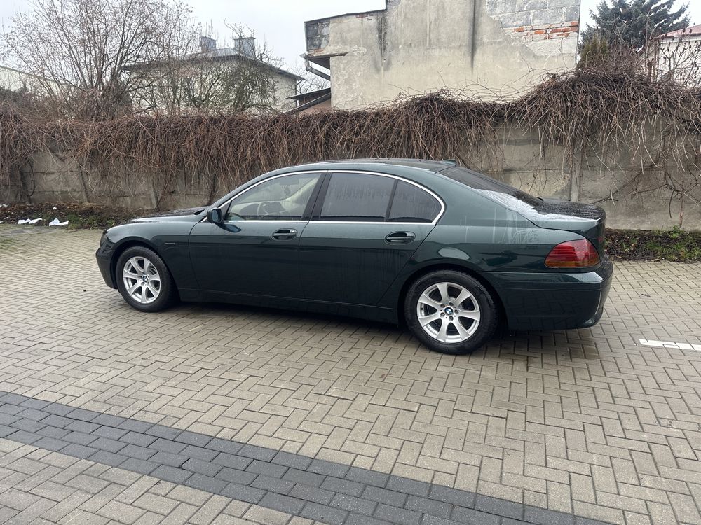 BMW 745i V8 333hp lpg