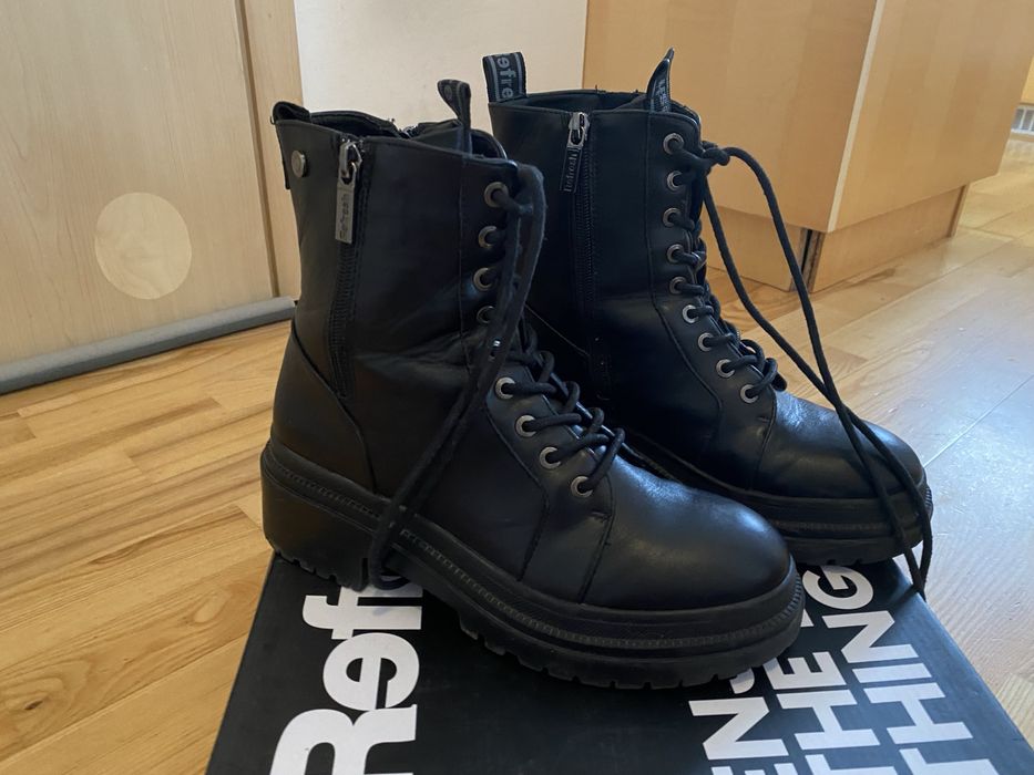 Buty sznurowane z zamkiem czarne rozm. 38 Refresh