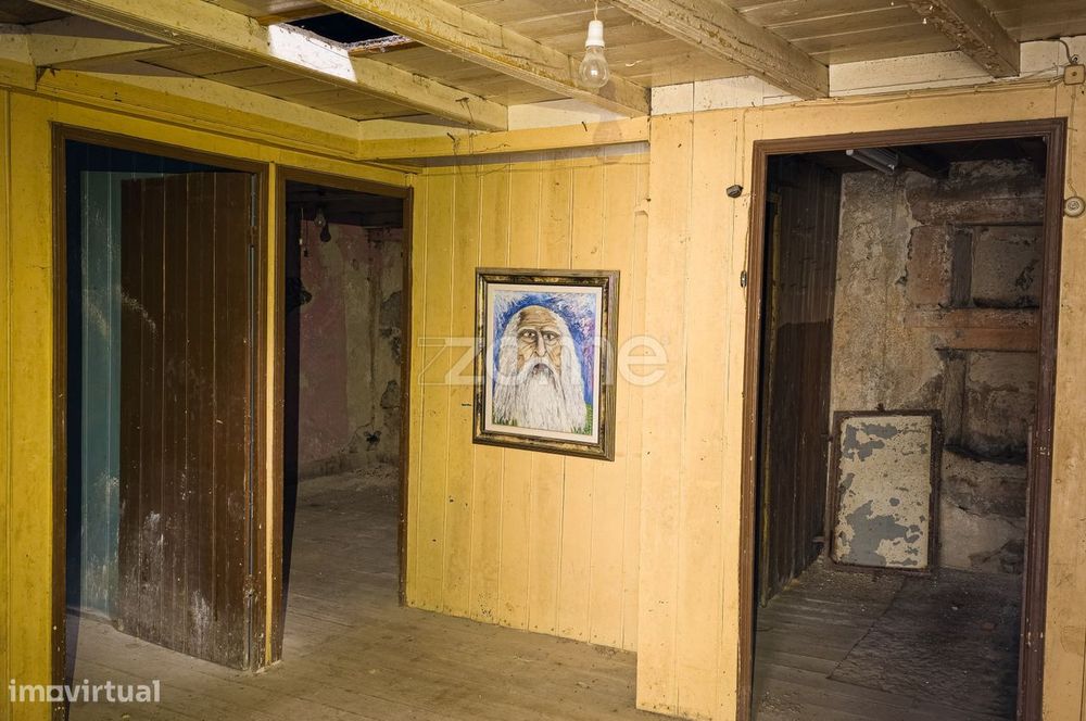 Moradia T2 para reconstrução