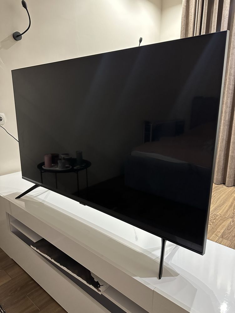 Телевізор Samsung 50 діагональ TU8000