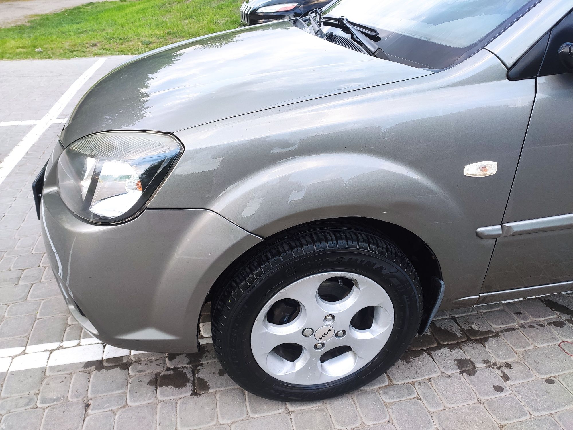 Авто Kia Rio 2011 рік(Власник з салону)