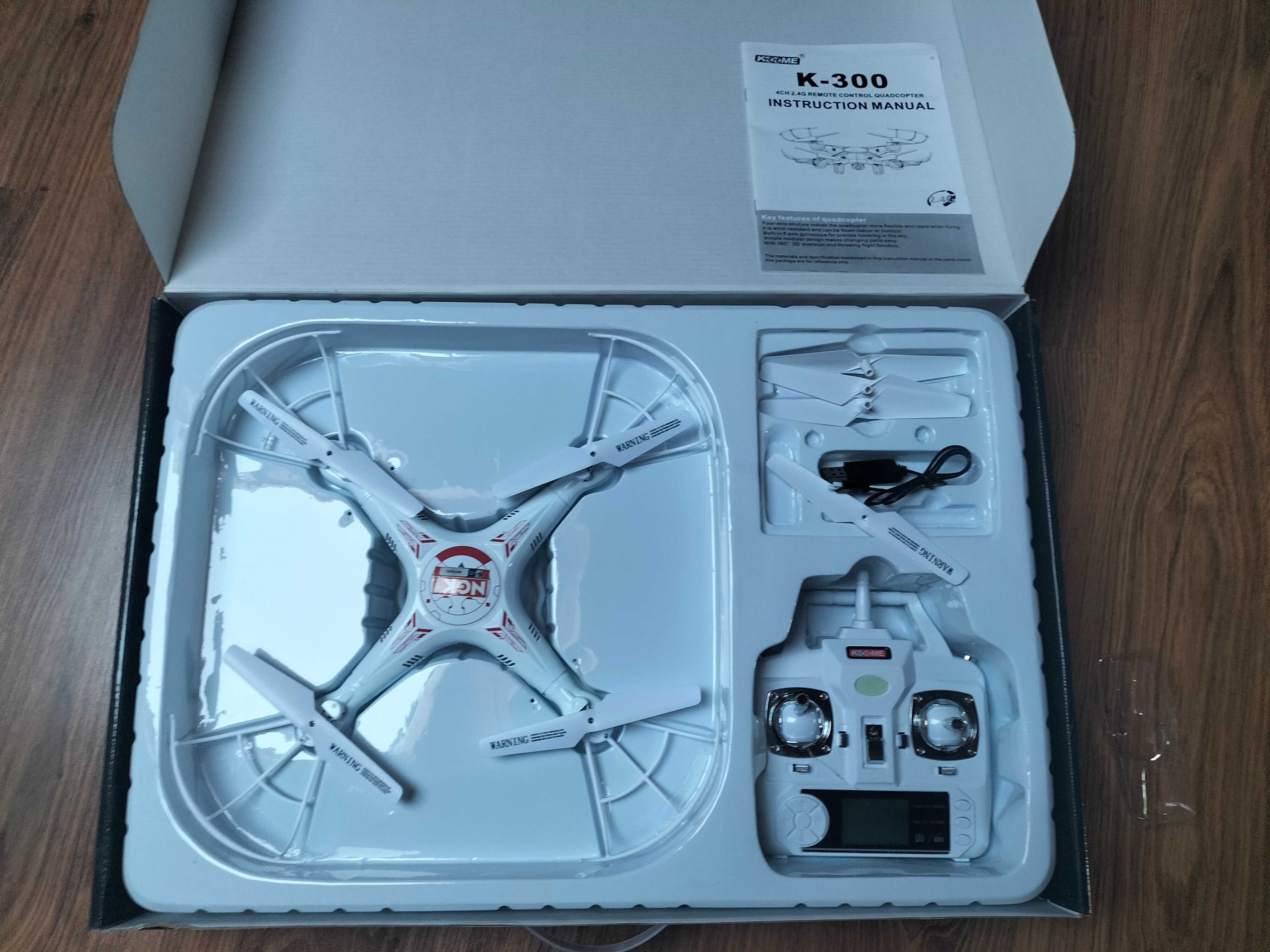 Dron      model K300C