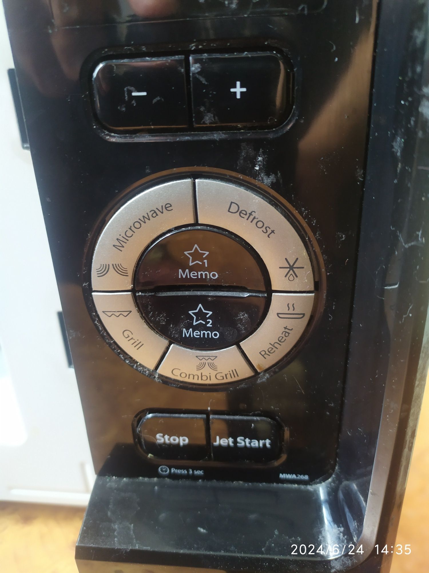 Mikrofalówka Whirlpool MOD. MWA 268 BL