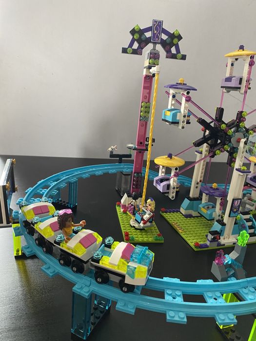 Lego Friends 41130– Kolejka gorska w parku rozrywki