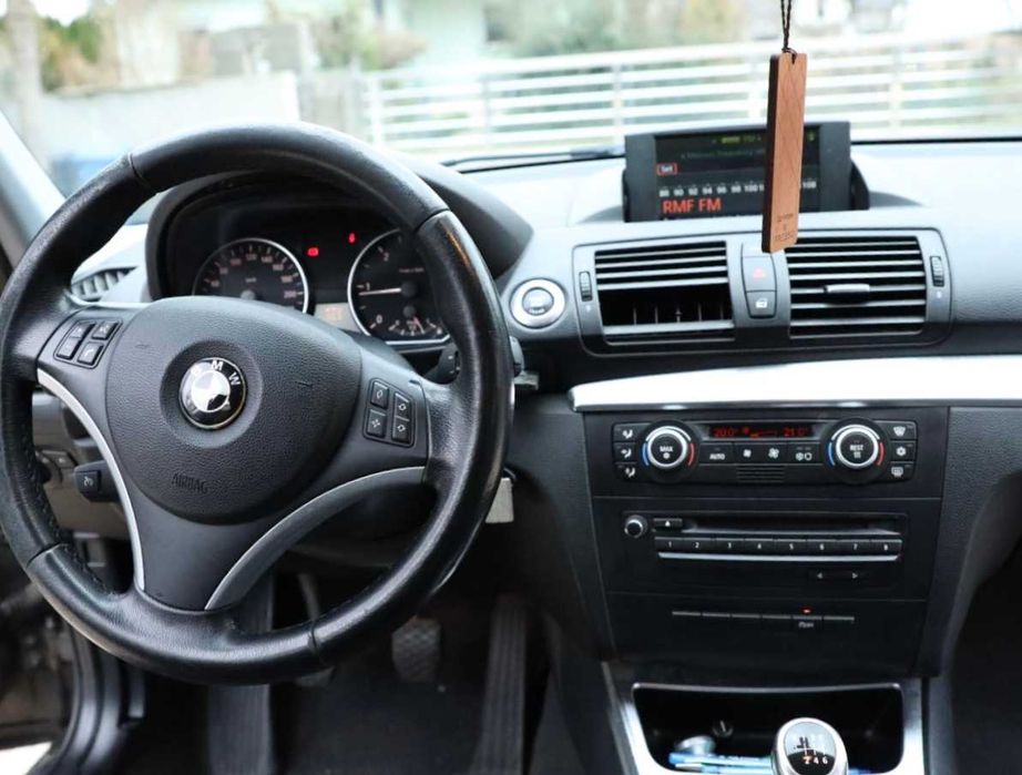 BMW Seria 1 E87 118d 2008r