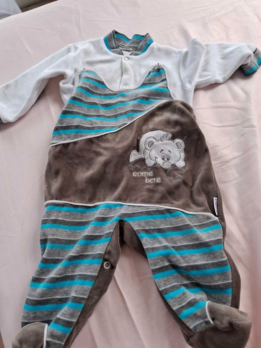 Komplecik welurowy rozmiar 74