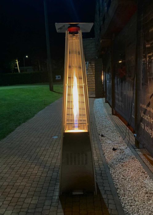 Podgrzej atmosferę! Piramidy, Parasole grzewcze, meble ogrodowe.