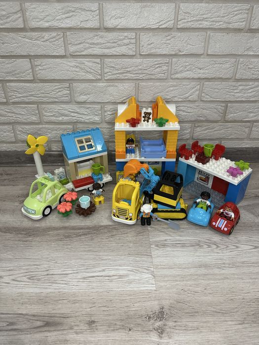 Конструктор Lego Duplo сімейний будиночок, будинок на колесах,оригінал